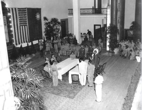 屿科配资 重温胜利荣光！80年前广东地区侵华日军在这里签字投降